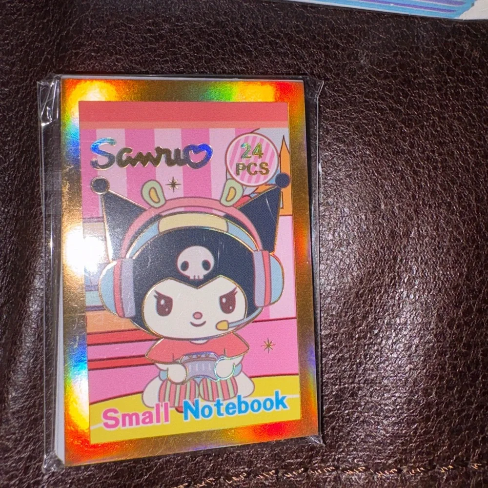 Sanrio compact kuromi